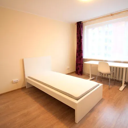Varpo St 10 Students Lt Aparthotel *